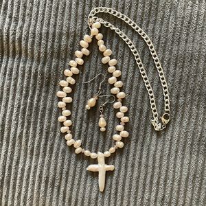 Pale pink Freshwater Pearl necklace & earring set. Handmade.